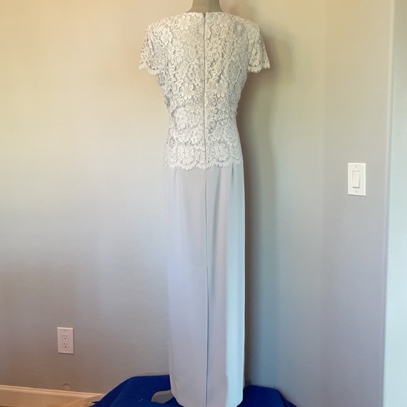 Mother of the Bride Lace Column Dress 12 - Picture 4 of 5